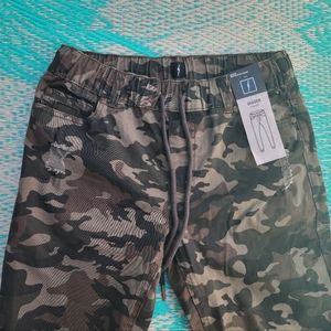 NWT camouflage jagger